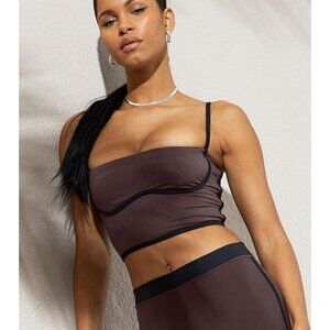 Alo Airbrush Streamlined Bra Tank Raisin Black Padded Cropped Bralette Crop Top